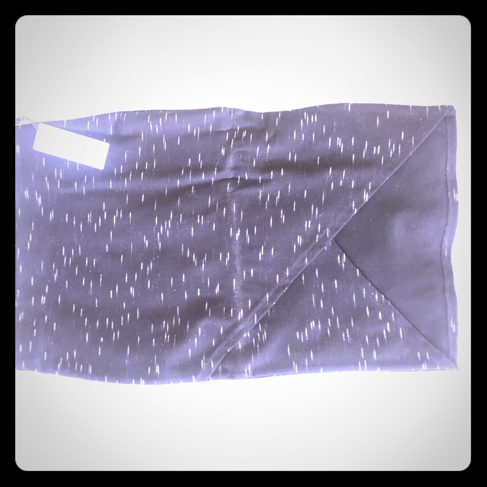 Small Black and White Pencil skirt with slit